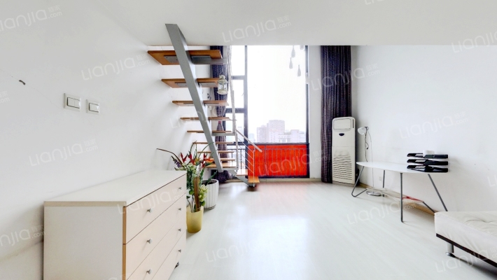 曼哈顿一期二手房实景图