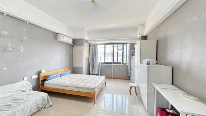 万达广场二手房实景图