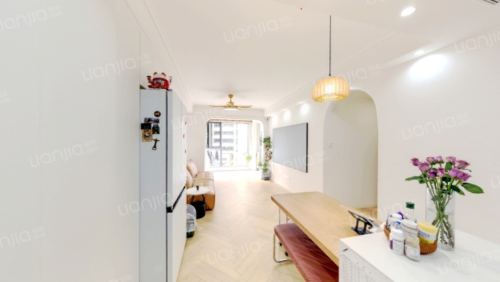 新力翡翠湾二手房实景图