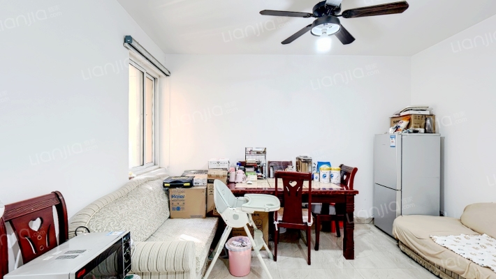 新海西苑二手房实景图