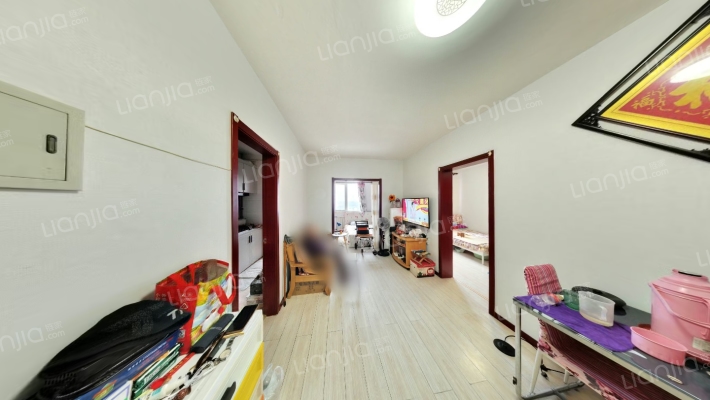 靓东花园二手房实景图