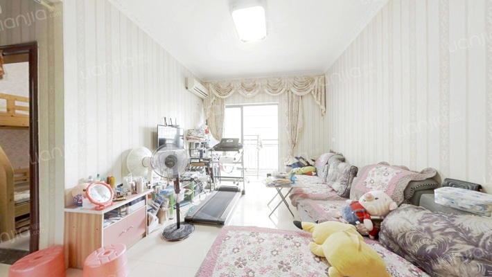 兴伦府二手房实景图