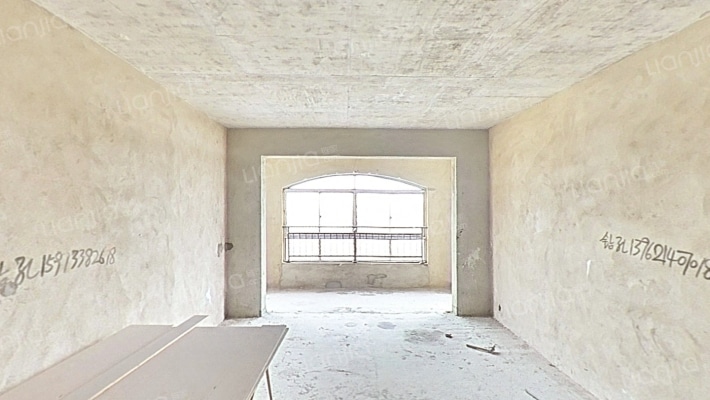 凯旋湖景水岸二手房实景图