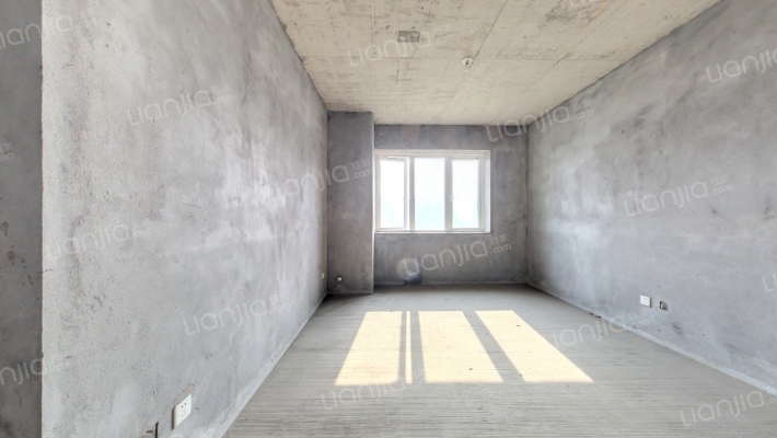 半岛龙湾二手房实景图