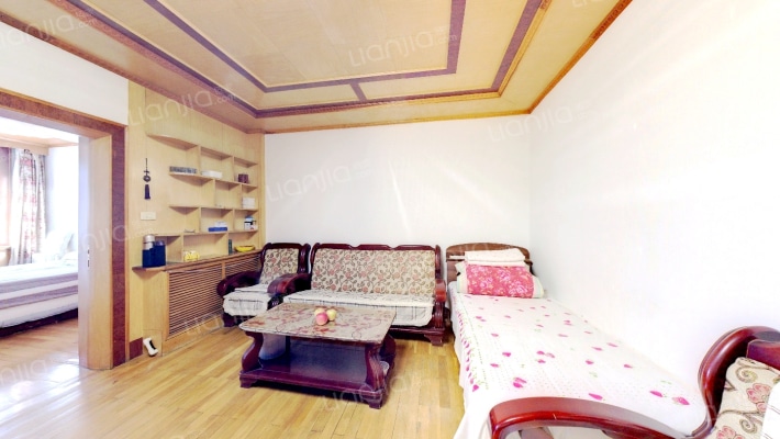 孛兰路北段二手房实景图