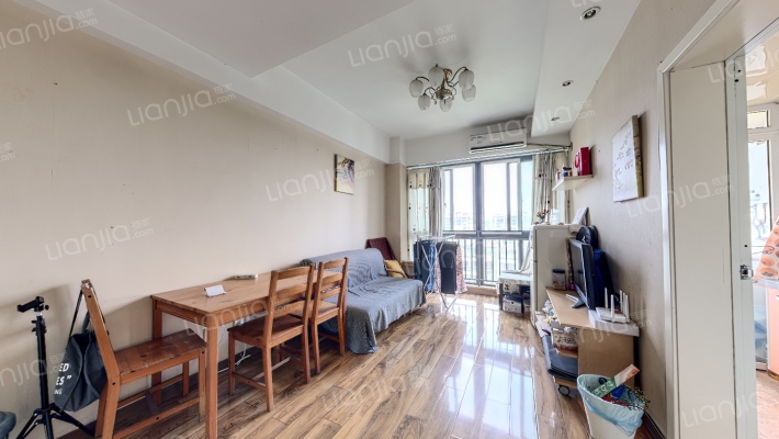 加怡名城二手房实景图