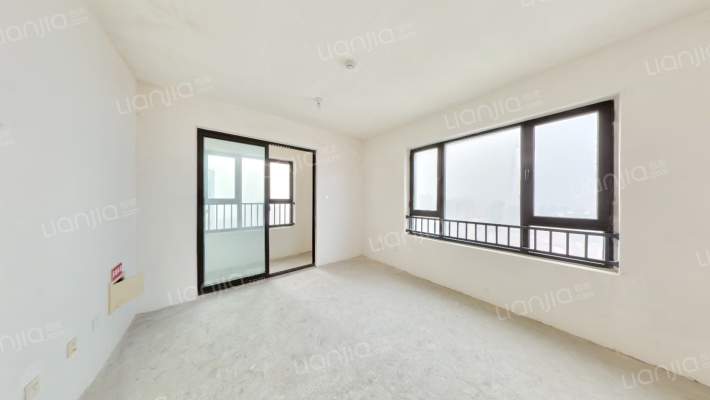 金地锦宸东区二手房实景图