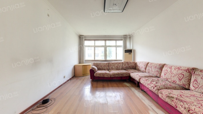 红盾小区东区二手房实景图