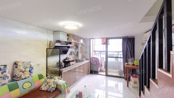 人和莱茵鹭湖二手房实景图