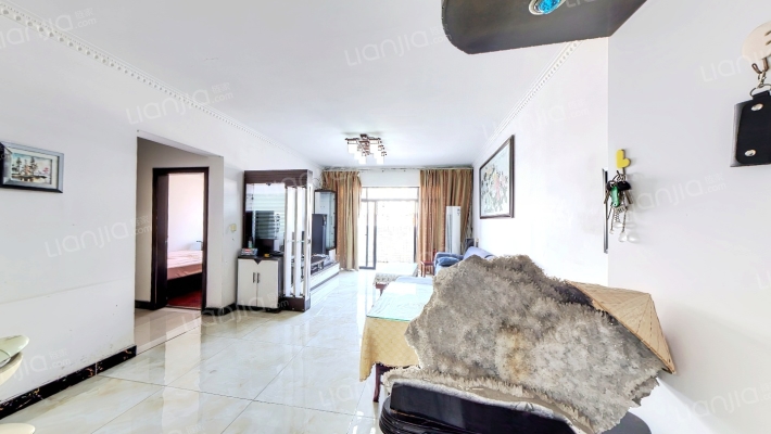 新东方花园二手房实景图