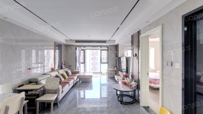 华远海蓝郡二手房实景图