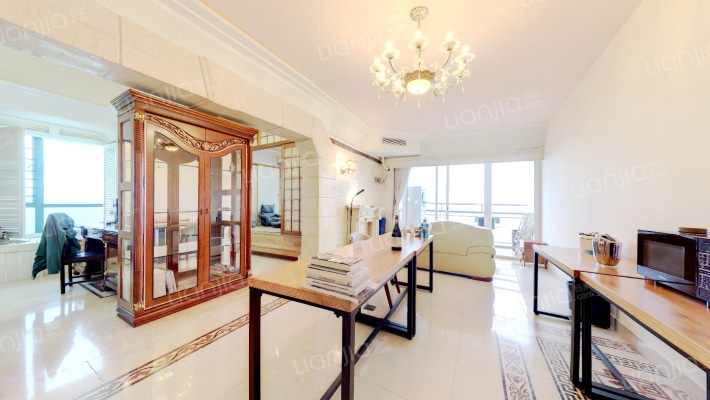 鸿景湾名苑二手房实景图