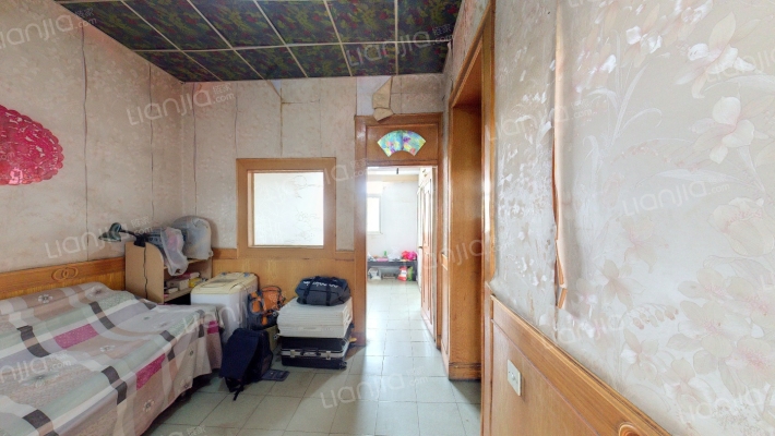 药厂家属院二手房实景图