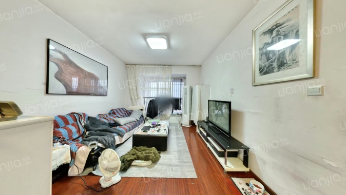 尚林家园二手房实景图