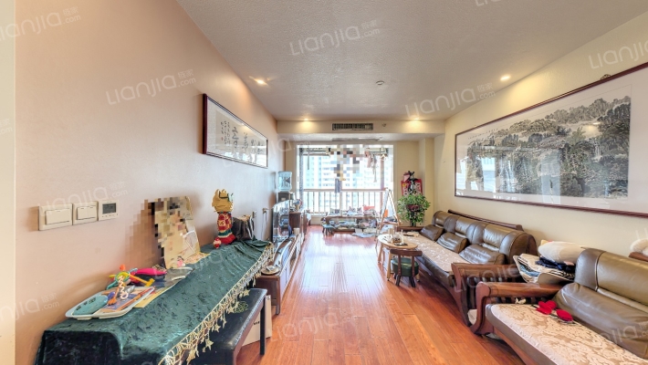 嘉璐天堡二手房实景图