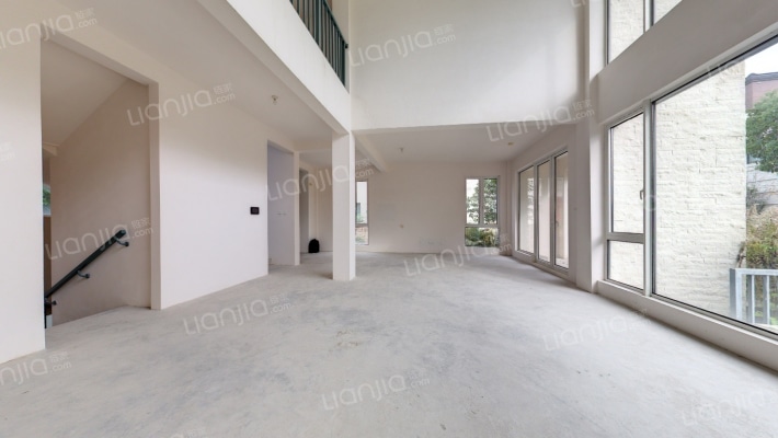 吉宝佘山御庭二手房实景图