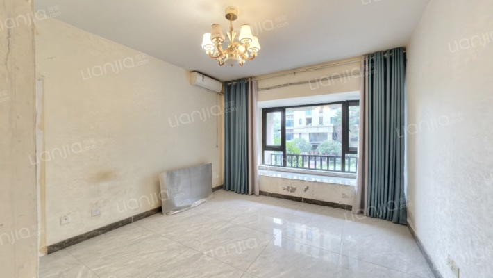 九龙仓时代小镇1号府邸二手房实景图