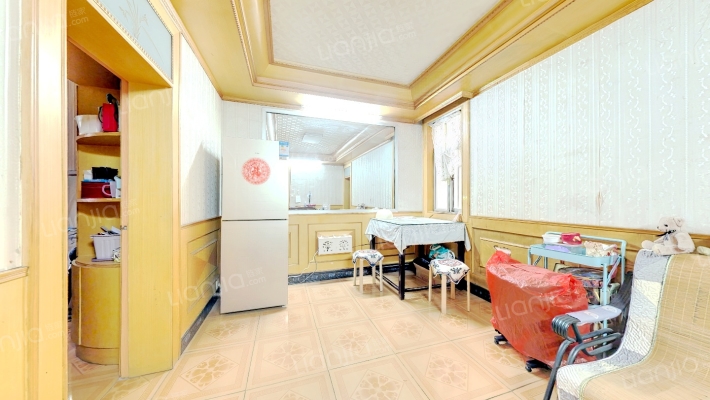 交警支队宿舍二手房实景图