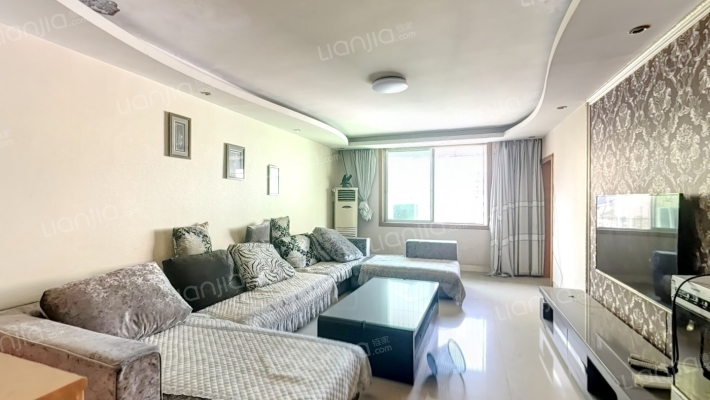 佳龙苑二手房实景图