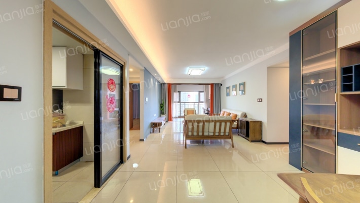 海伦国际依云郡二手房实景图