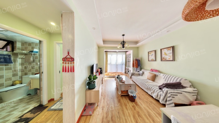 晶宝维吉尼亚二手房实景图