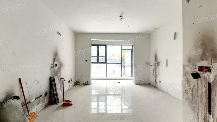 理想城二手房实景图