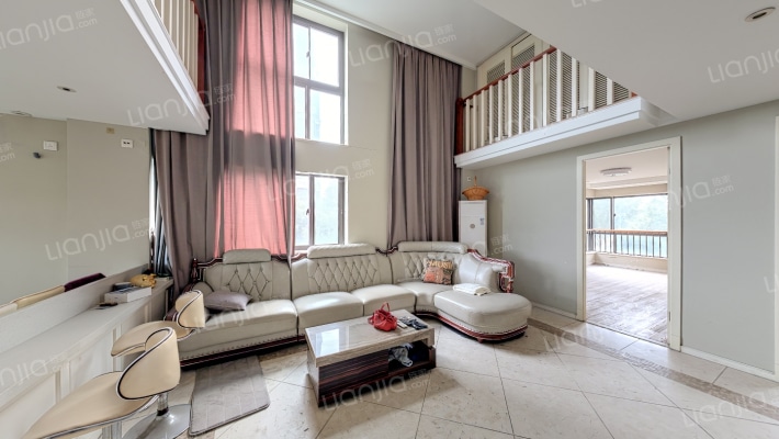 钱湖比华利北区二手房实景图