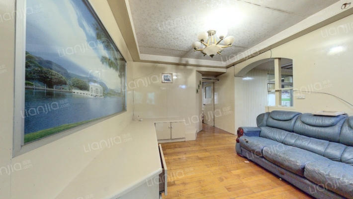 莫干山路633号二手房实景图