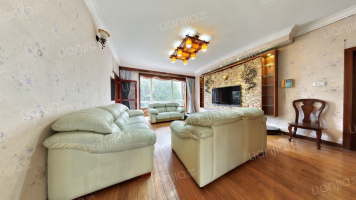 东方玫瑰园二手房实景图