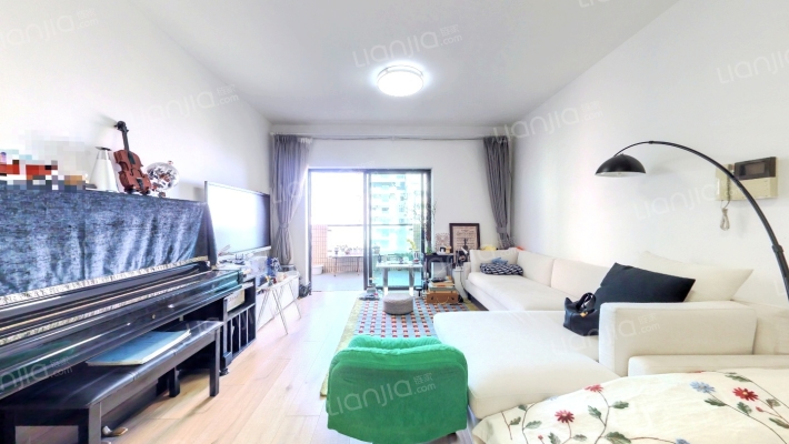 鸿艺豪苑二手房实景图