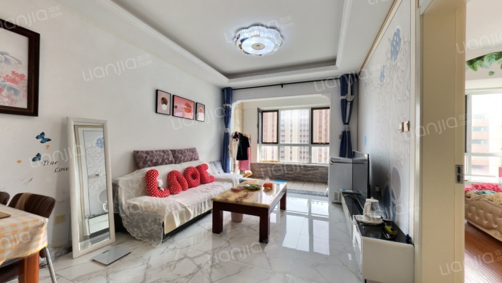 龙湖滟澜荟二手房实景图