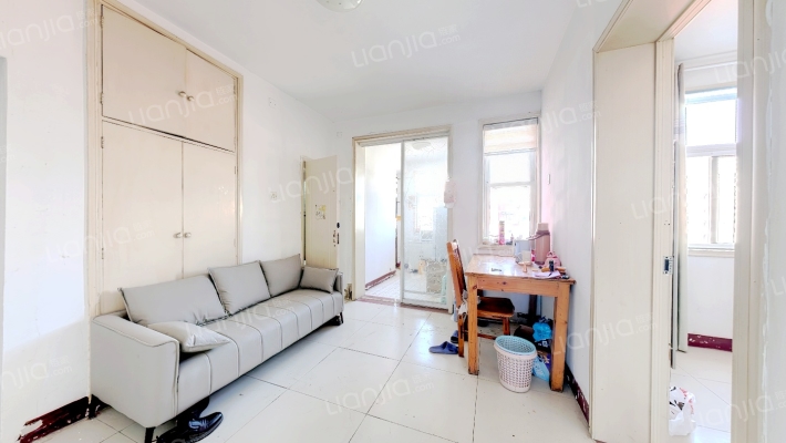 市法院宿舍二手房实景图