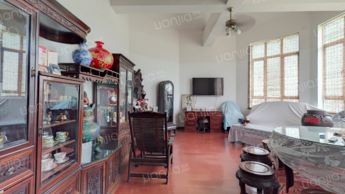 银泰花园二手房实景图