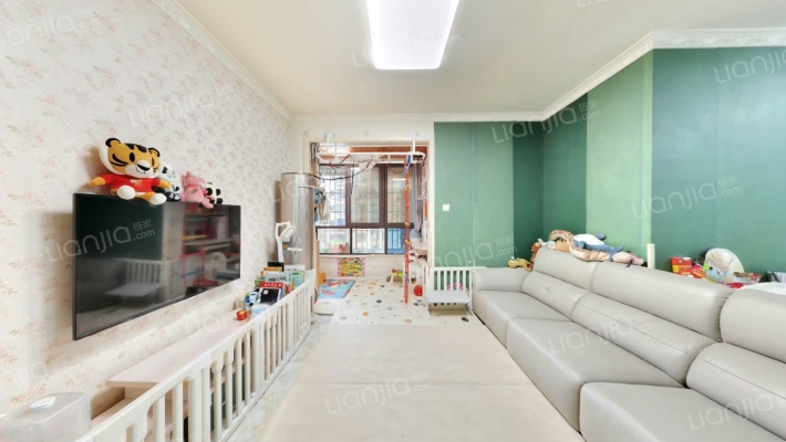 雄飞北尚广场二手房实景图