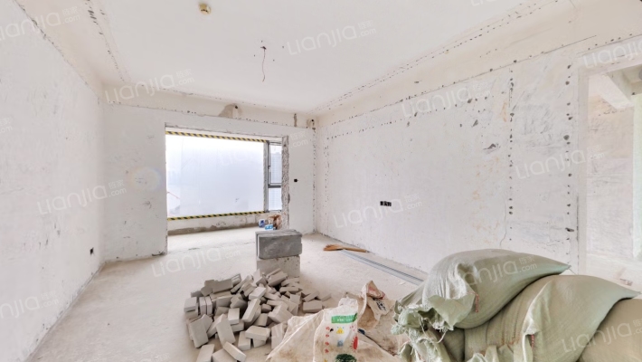 世茂锦绣长江二期二手房实景图