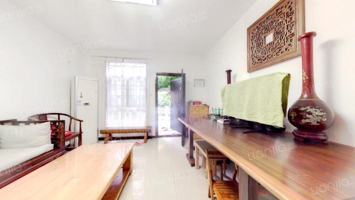 假日青城二手房实景图