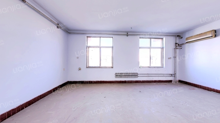 凭心街工商局家属院二手房实景图