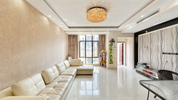 绿地21城E区二手房实景图