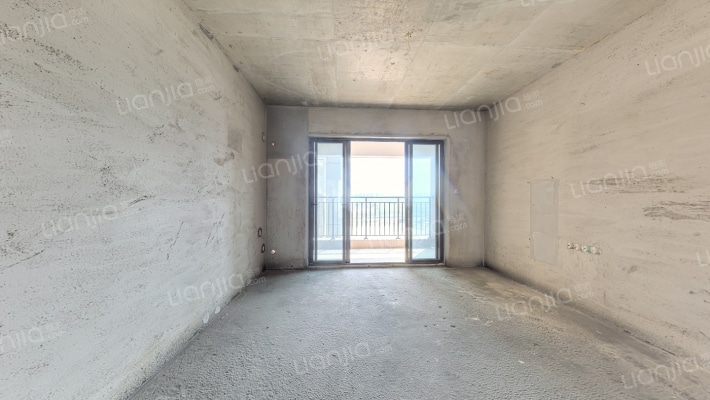 漉江蓝湾二手房实景图