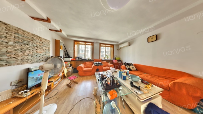 和平家园二手房实景图