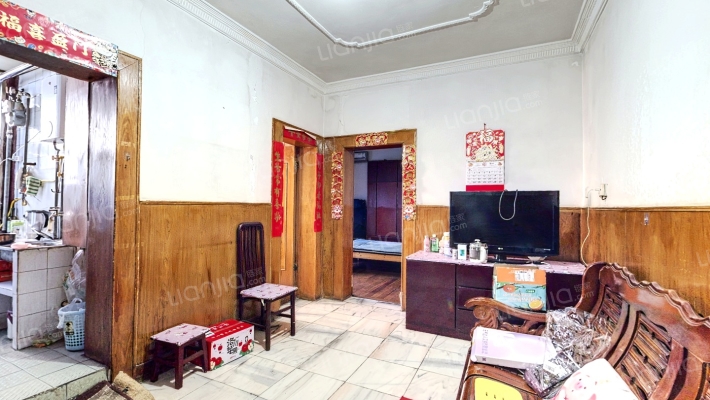 红卫路街八大家花园二手房实景图