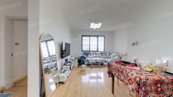 锦华新城二期二手房实景图