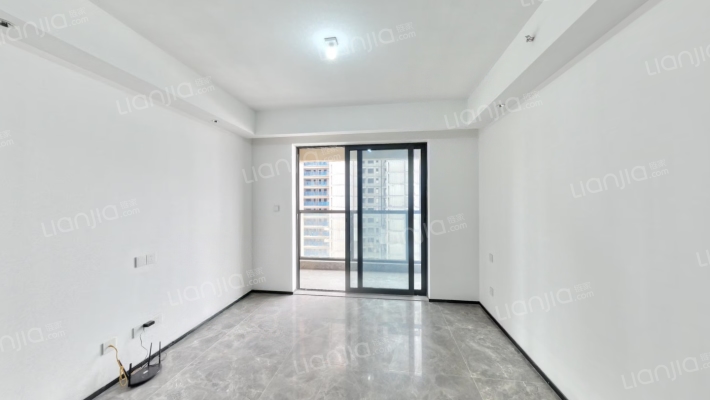 卓越大江二手房实景图