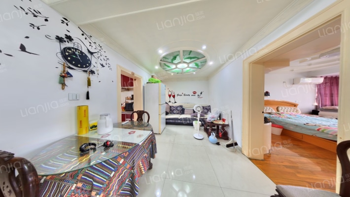 甸桥新村二区二手房实景图