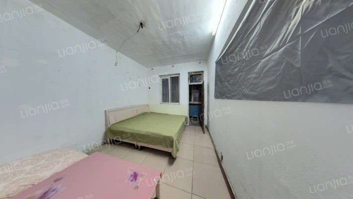 建峰小区二手房实景图