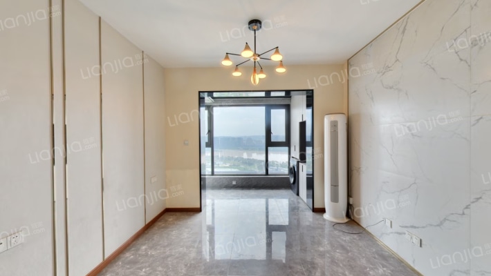 湾流阔景二手房实景图