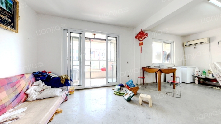 侯郢雅苑二手房实景图