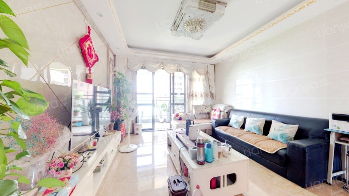 假日君悦湾二手房实景图