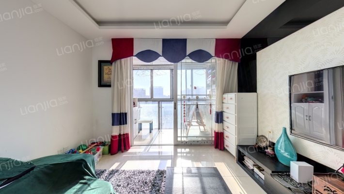 万达广场西区二手房实景图