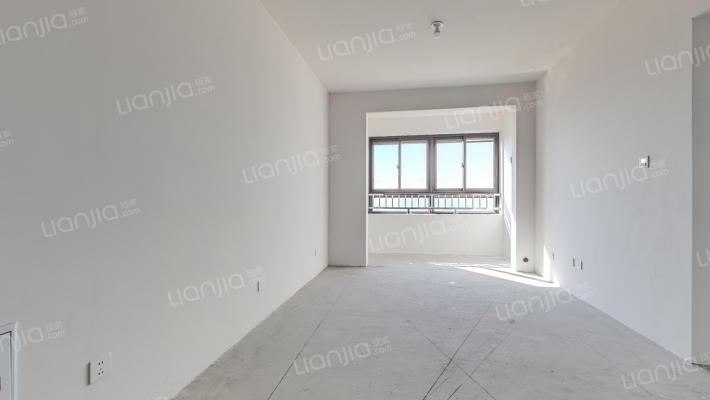 悦隆花苑二手房实景图